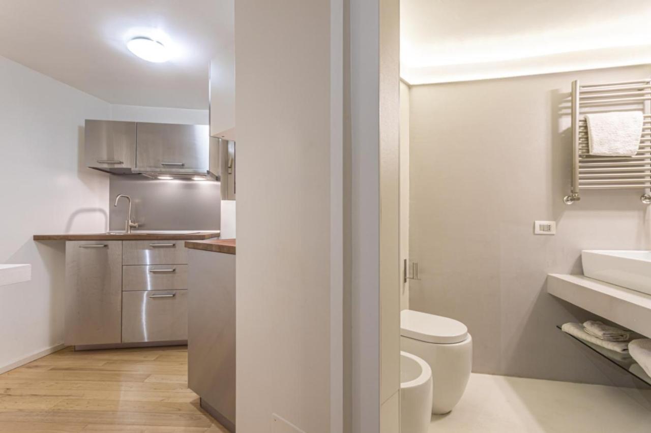 Lucrezia Apartment - Close To Piazza Navona Roma Exterior foto
